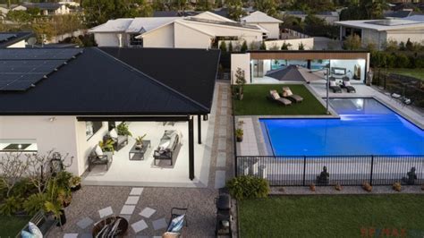 endeavour prize|endeavour prize home little mountain.